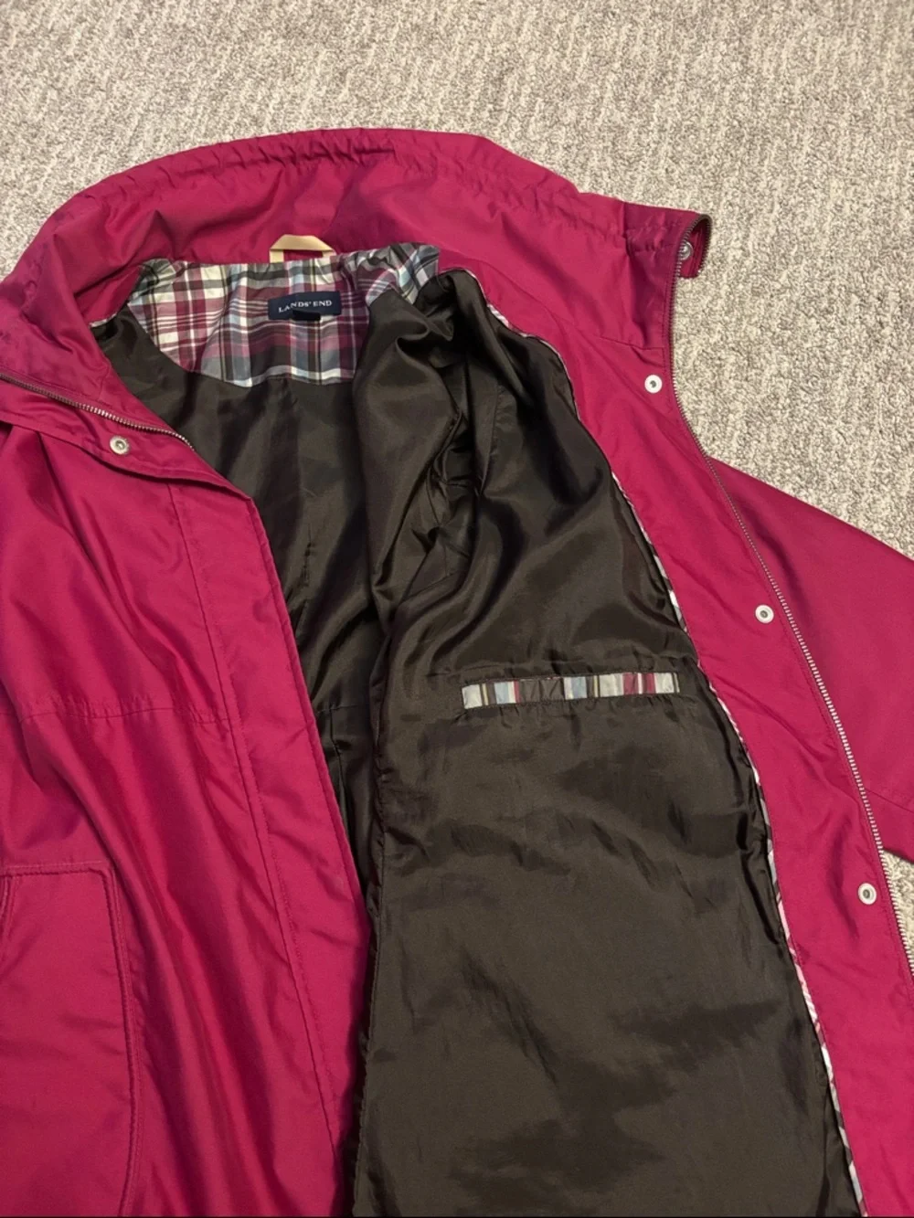 Land’s End Women’s Raspberry Trench Coat with Plaid Lining - Picture 3 of 4